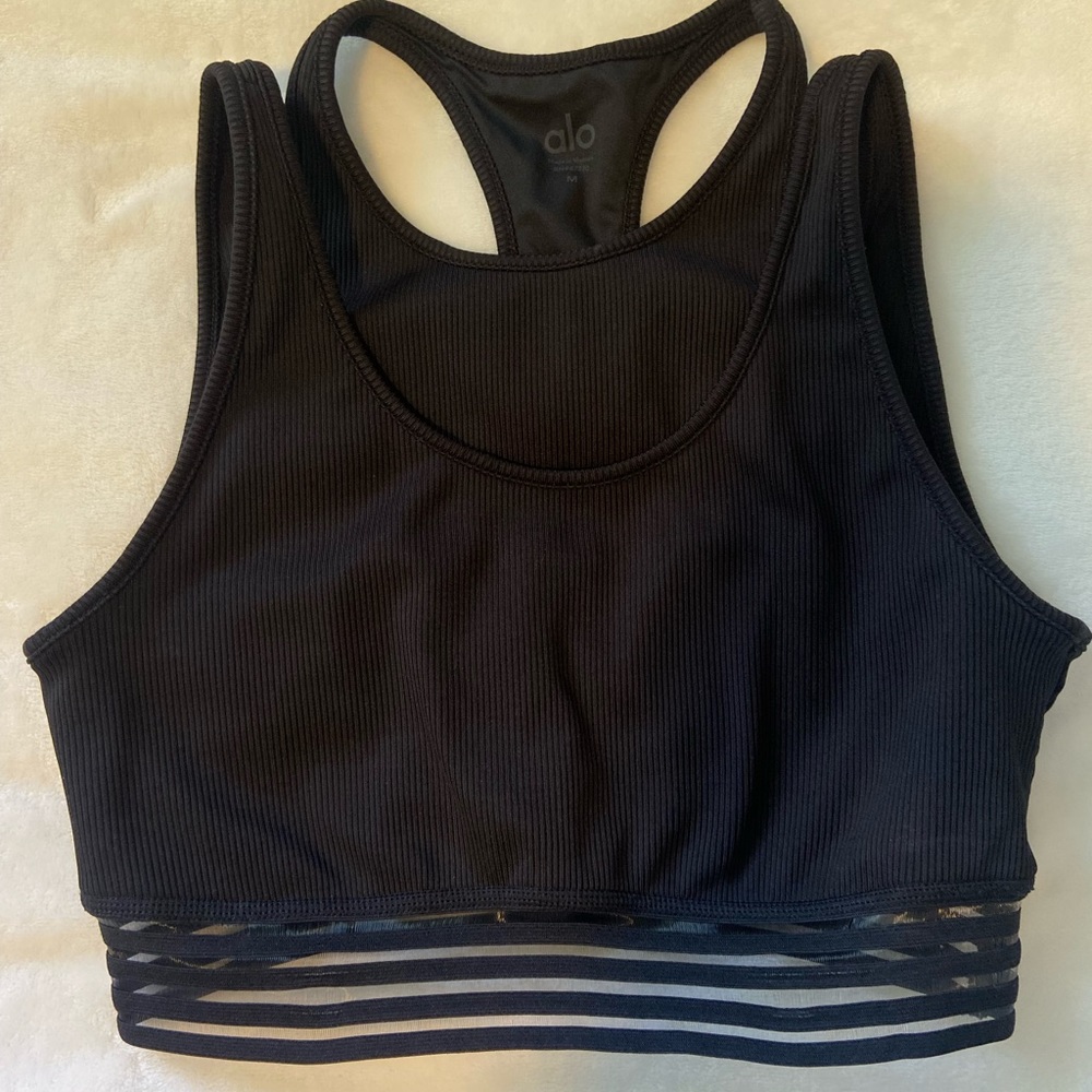 Alo Crop Top